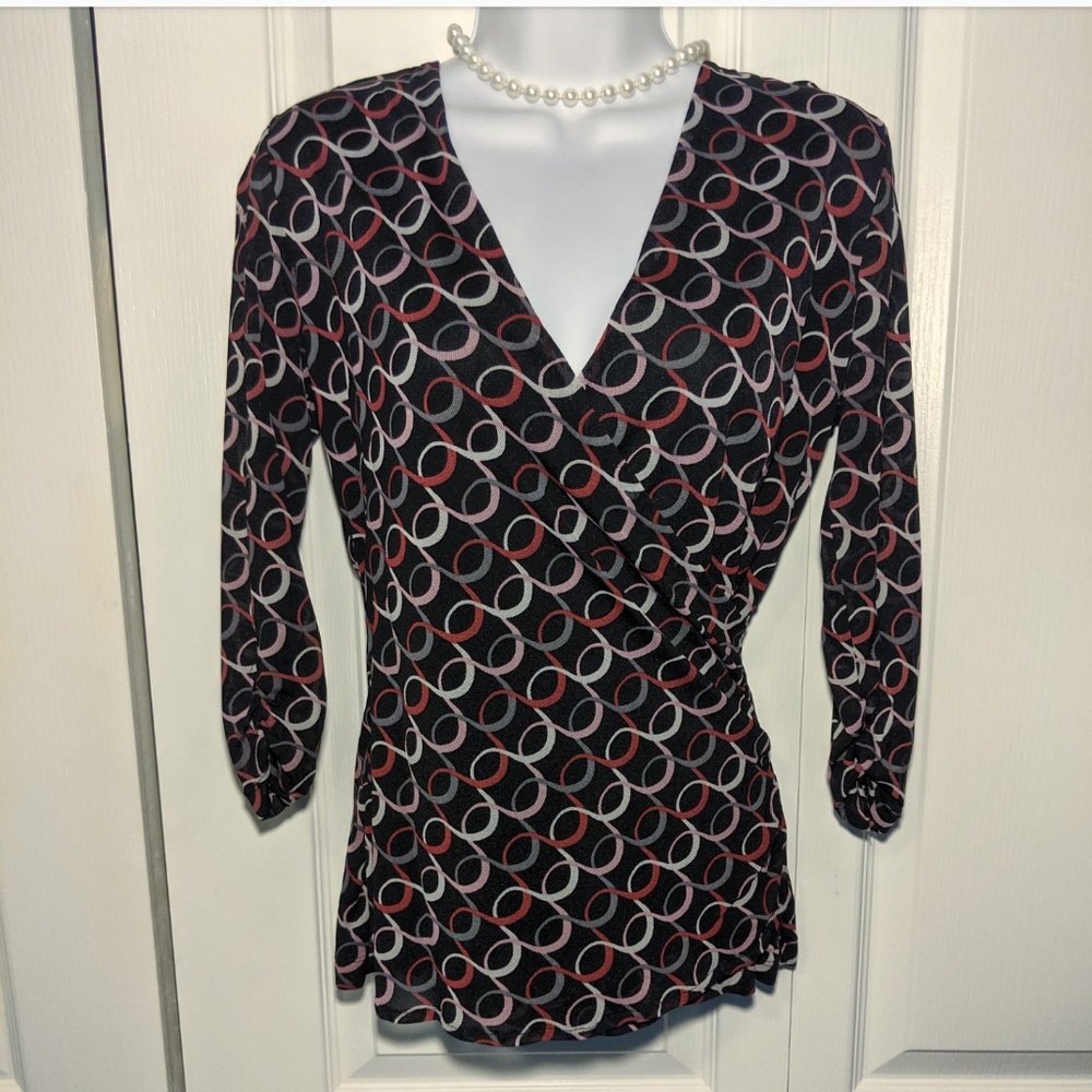 Pink & black geometric wrap 3/4 sleeve top